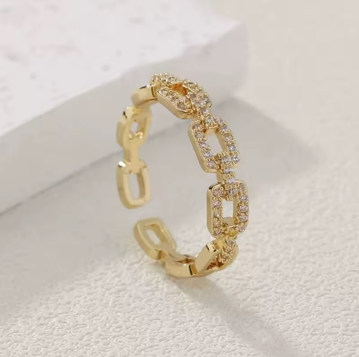 Lachite Collection - Zircon Twist Chain Open Ring